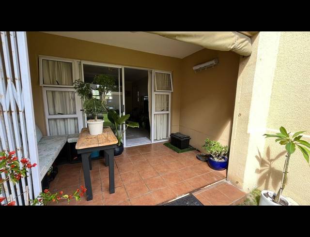 2 BEDROOM APARTMENT TO LET IN CENTURY CITY